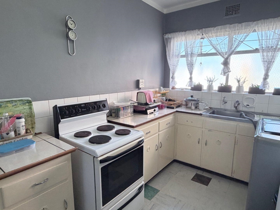 To Let 2 Bedroom Property for Rent in Blomtuin Western Cape